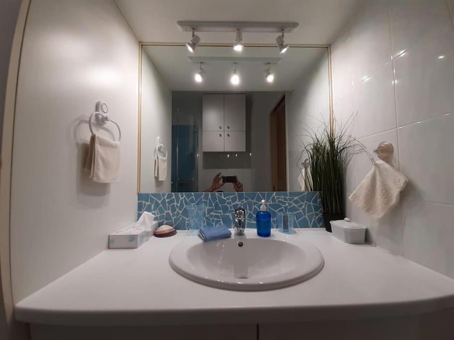 Le Garavan, Superbe Studio Vue Mer Et Vieux Menton Exterior foto